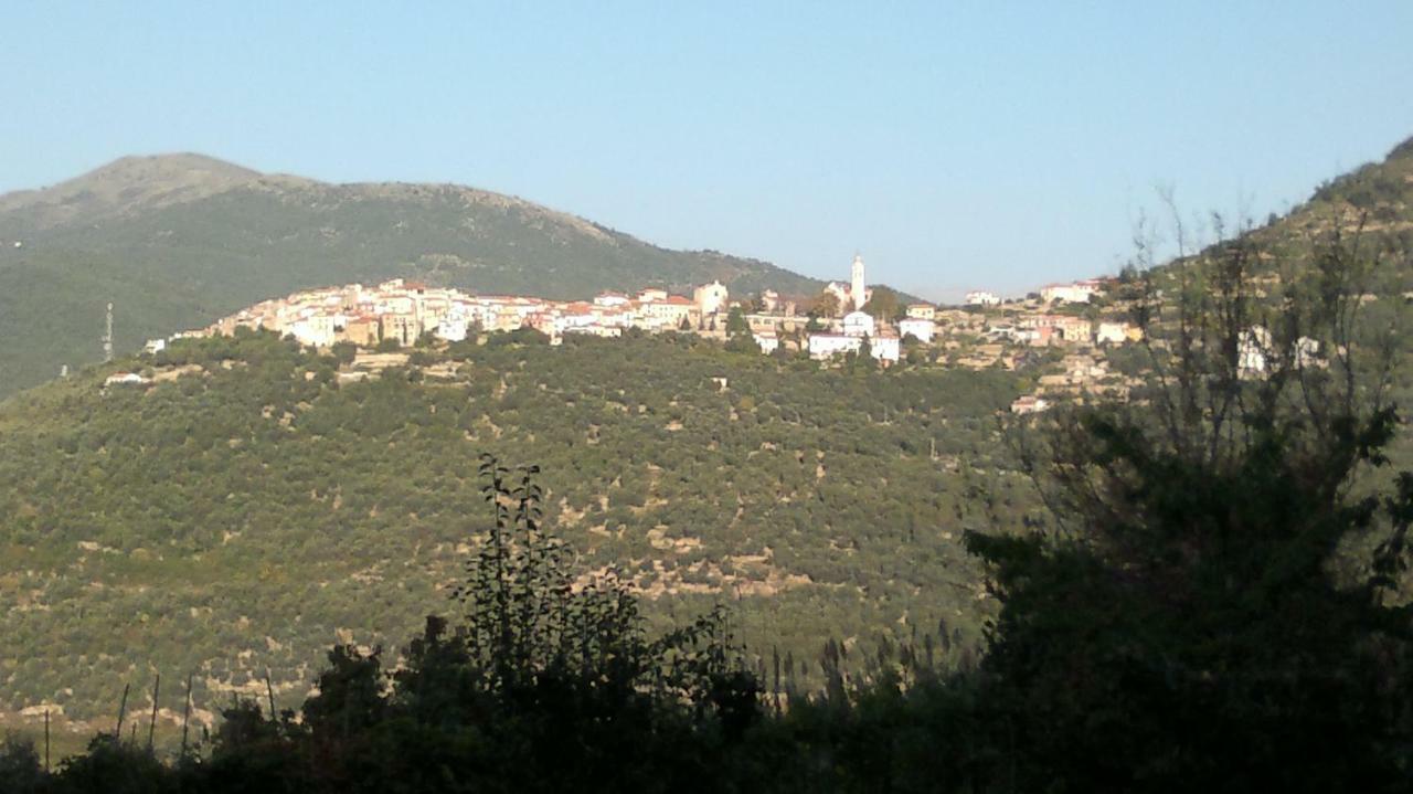 Villa Anna Torria Luaran gambar