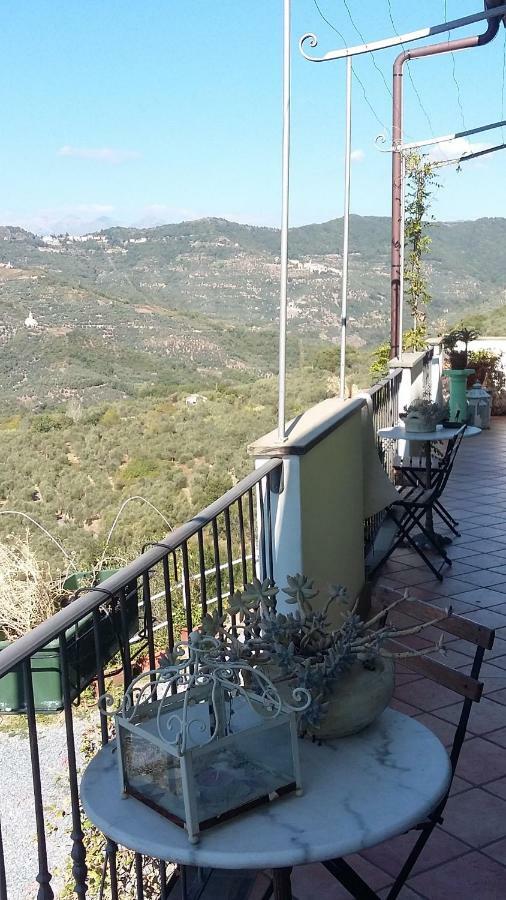 Villa Anna Torria Luaran gambar