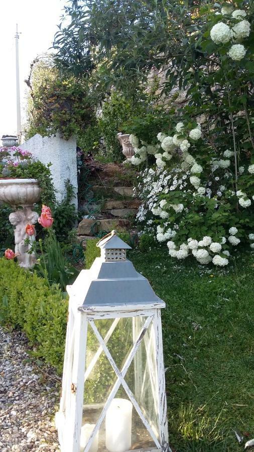 Villa Anna Torria Luaran gambar