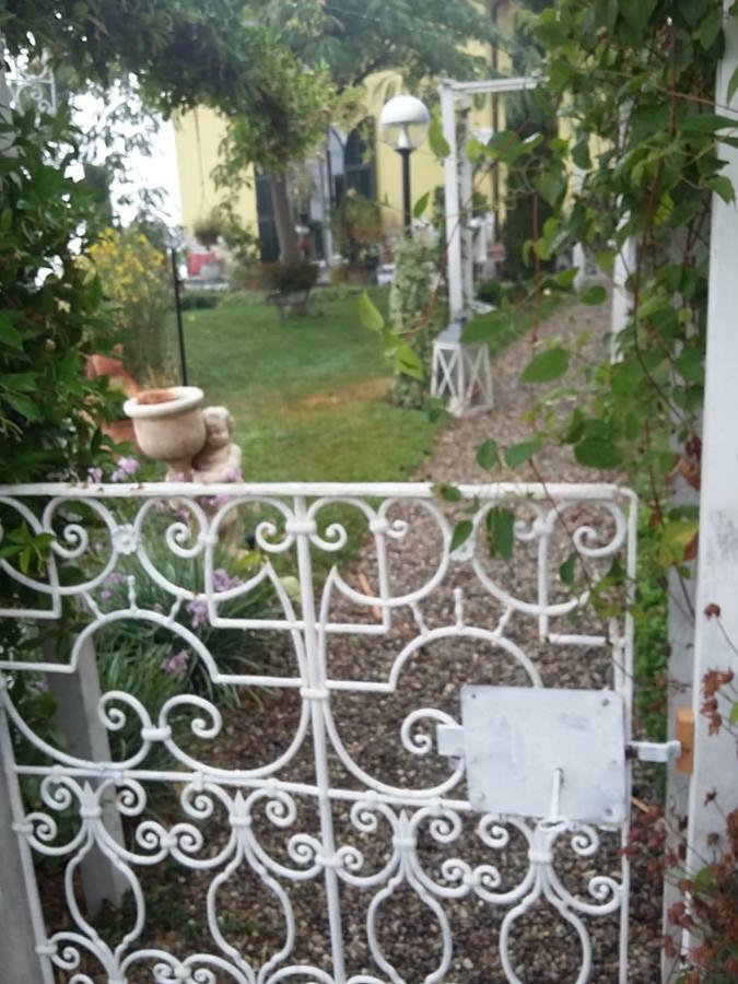 Villa Anna Torria Luaran gambar